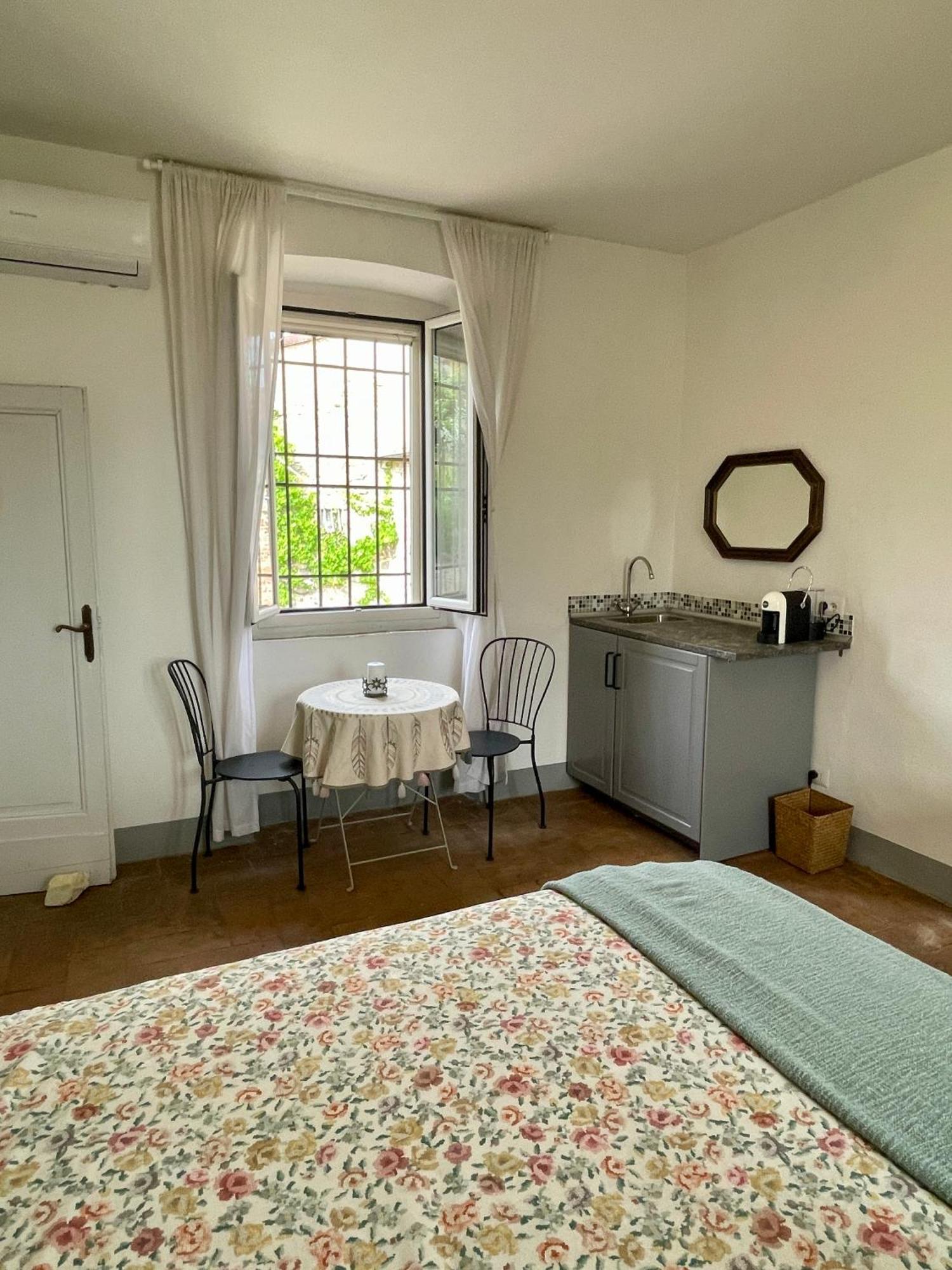 Private Stone Cottage With Starlink & Lake View Tuoro sul Trasimeno Exterior foto