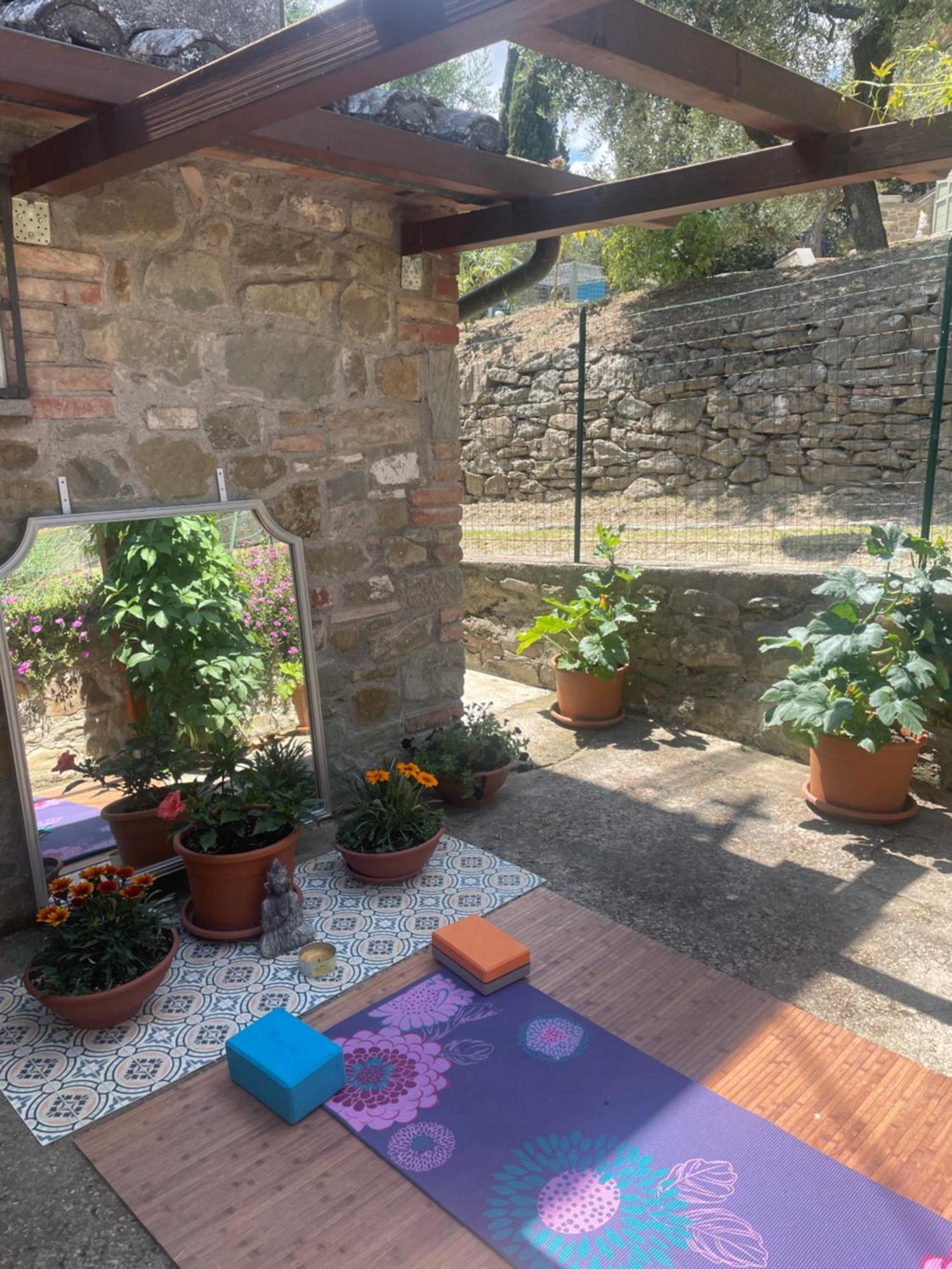 Private Stone Cottage With Starlink & Lake View Tuoro sul Trasimeno Exterior foto